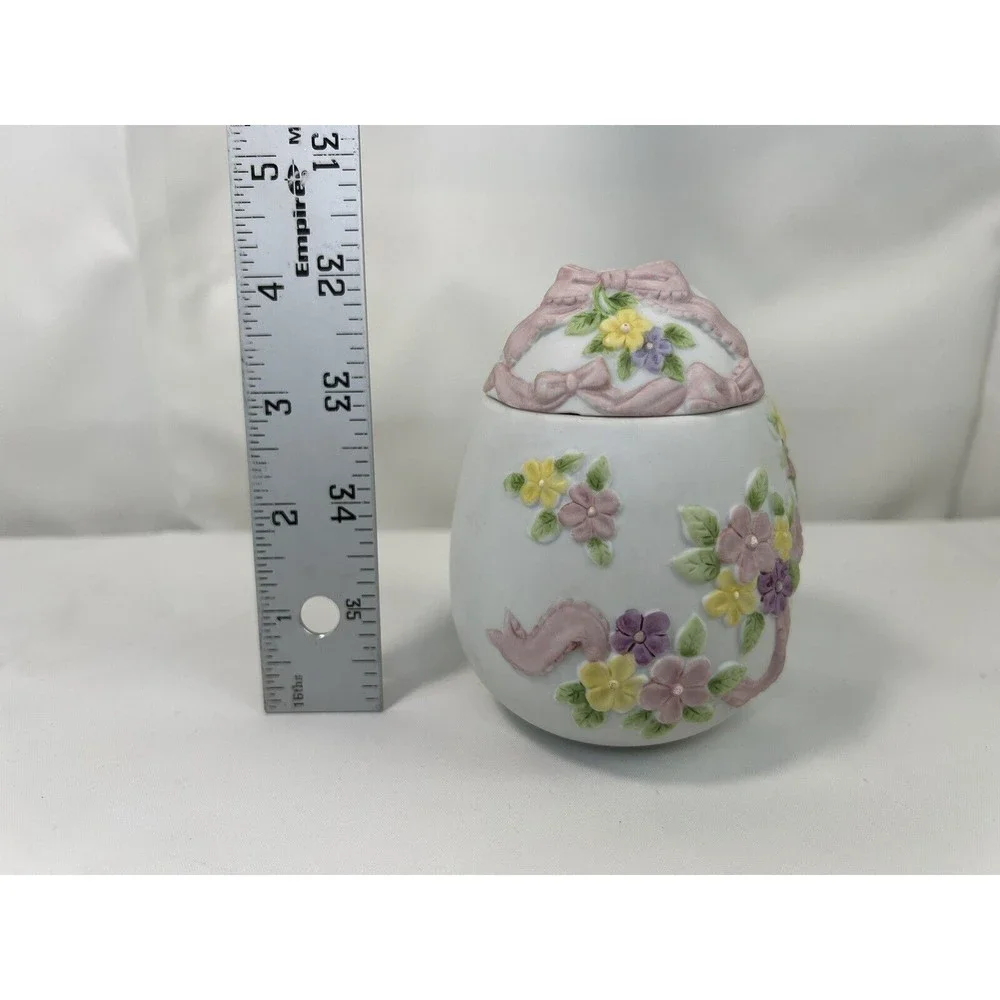 Vtg 1991 Lefton China Porcelain Egg Trinket Box w/Lid Ribbon Floral Hand Painted